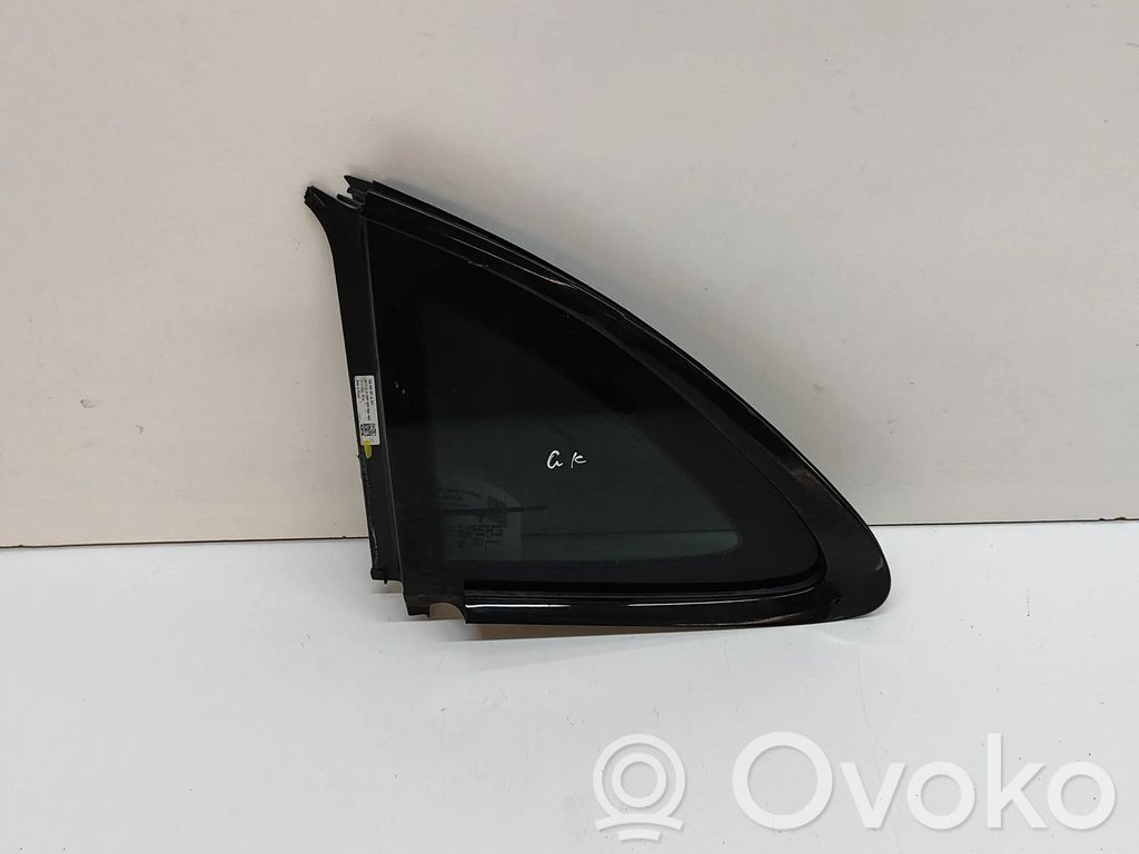 Porsche Taycan 9J1 Szyba karoseryjna tylna 