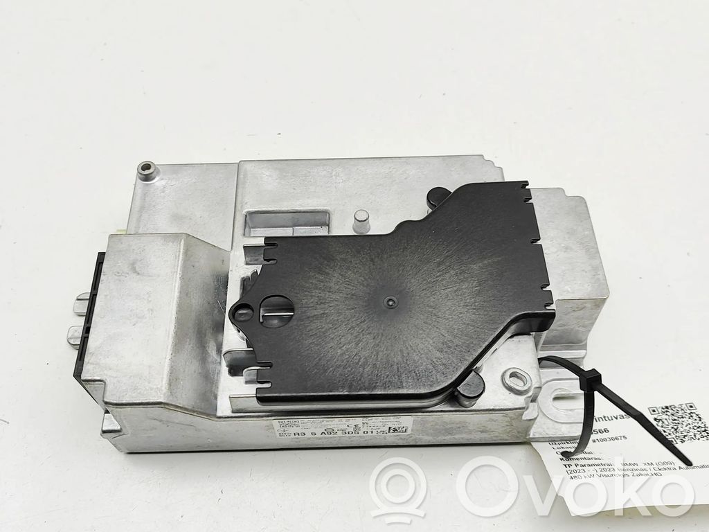 BMW XM Amplificador de sonido 