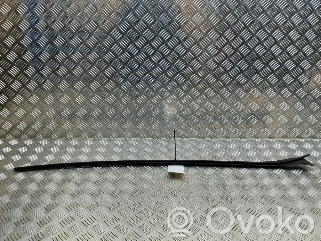 Cupra Born Windshield trim 