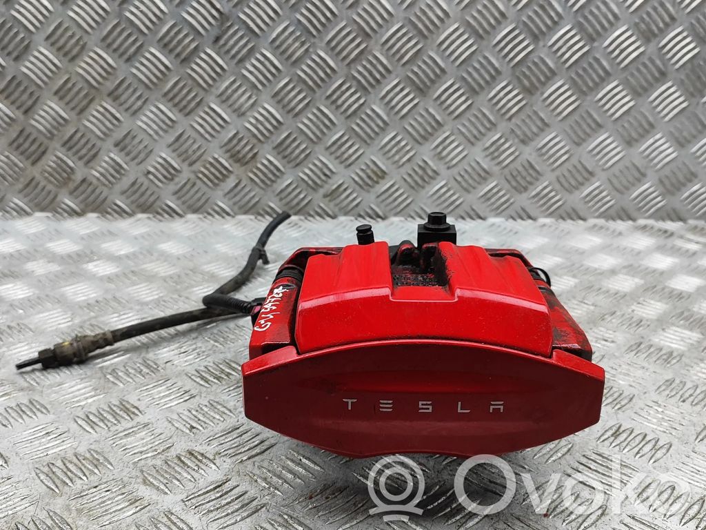 Tesla Model S Takajarrusatula 