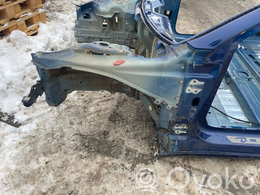 Panel lateral delantero