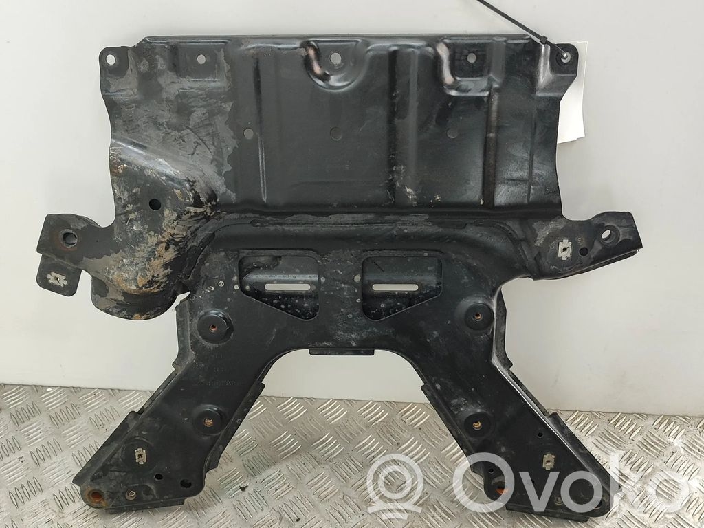 Audi e-tron Priekinis traversas 