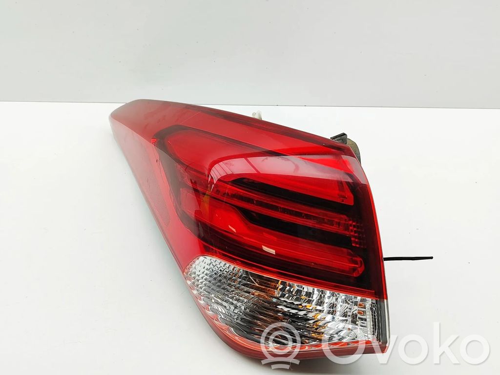 Hyundai i40 Feux arrière / postérieurs 