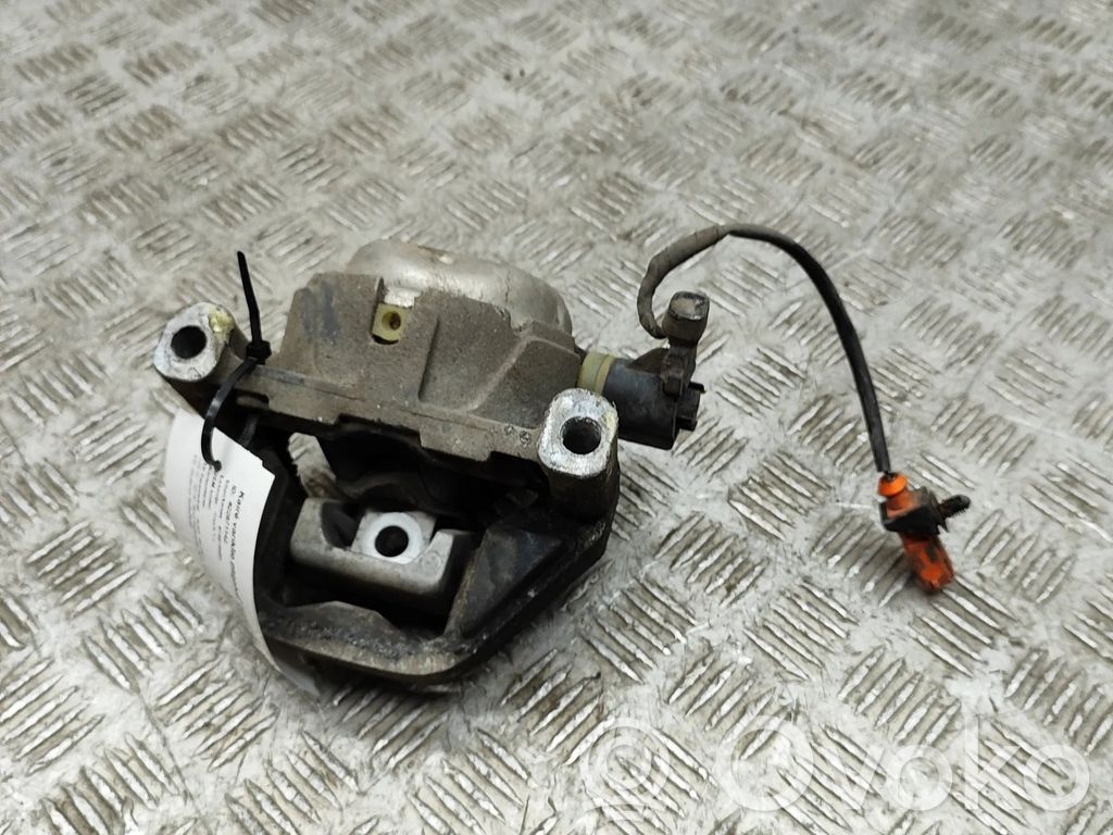 Audi A6 S6 C7 4G Engine mount bracket 