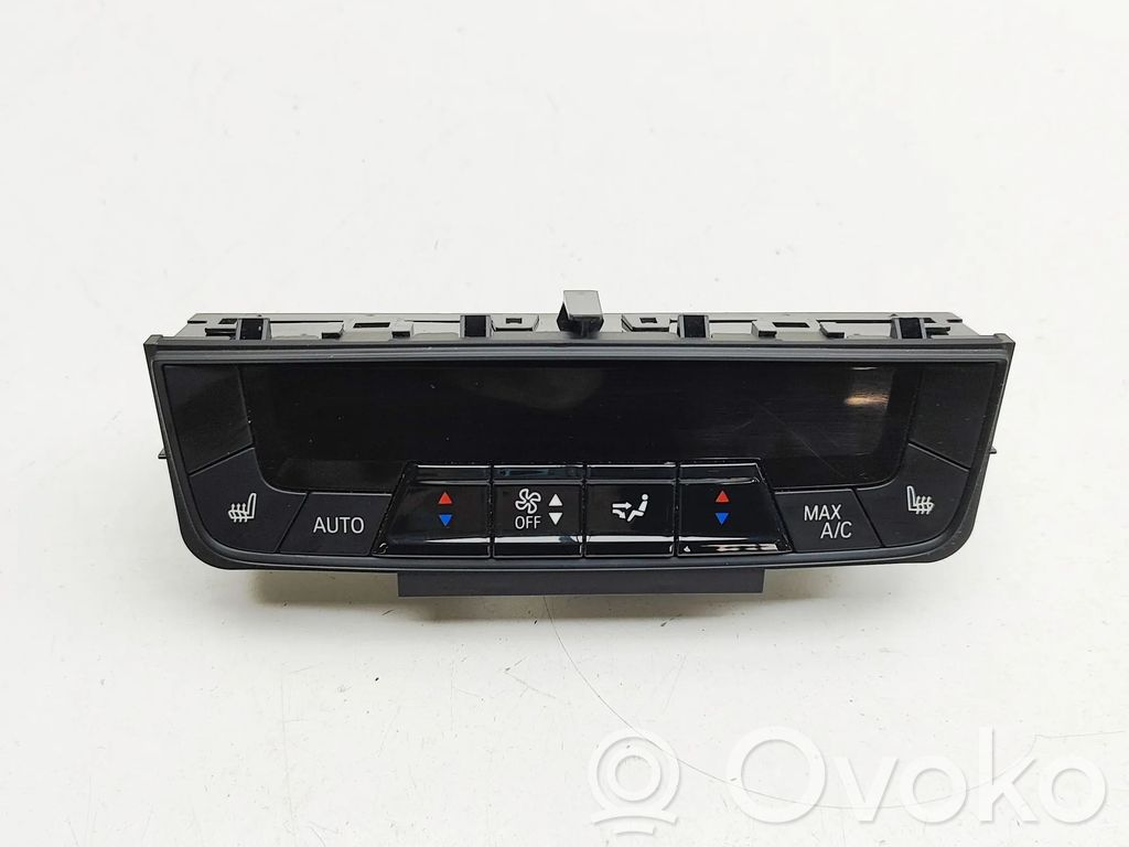 BMW iX Interior fan control switch 