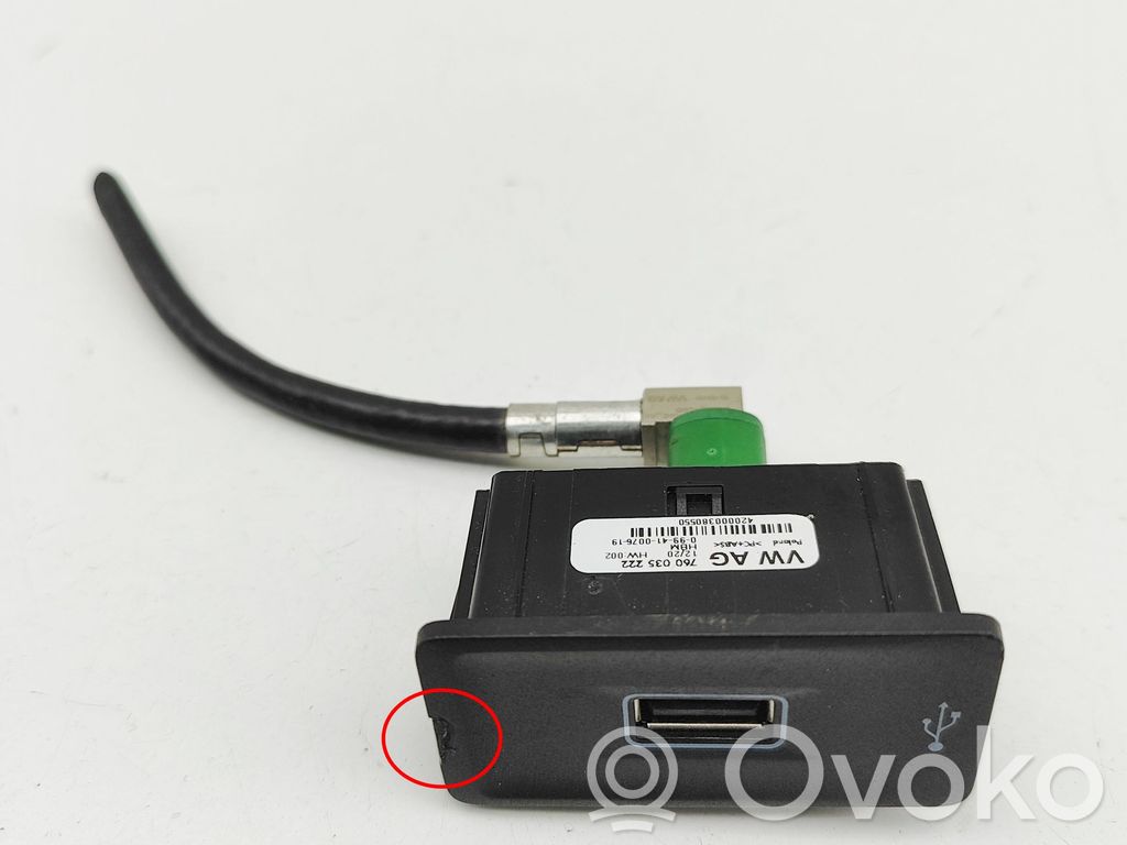 Volkswagen Touareg III Enchufe conector USB 
