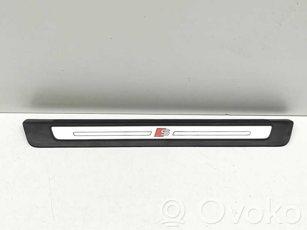 Osłona listwy przedniej   80A947418