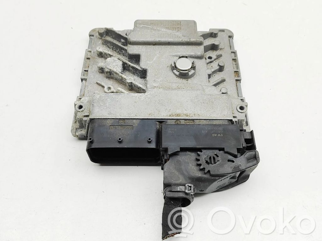 Volkswagen Scirocco Engine control unit/module 
