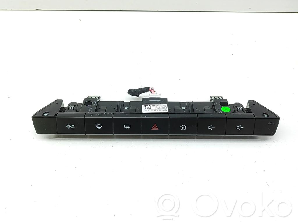 MG MG4 ev A set of switches 