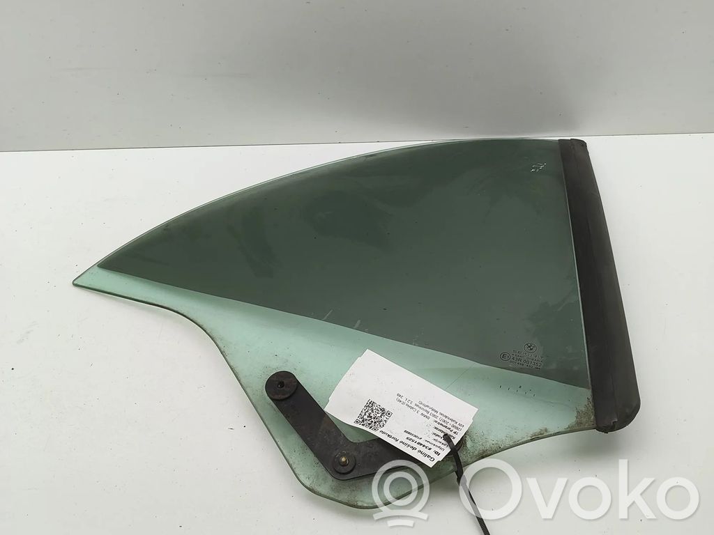 BMW 3 E46 Vidrio lateral trasero 