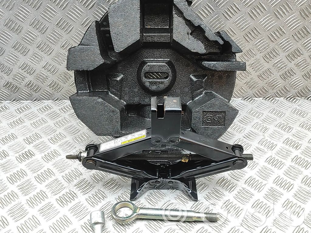 Subaru Forester SJ Lift Jack 