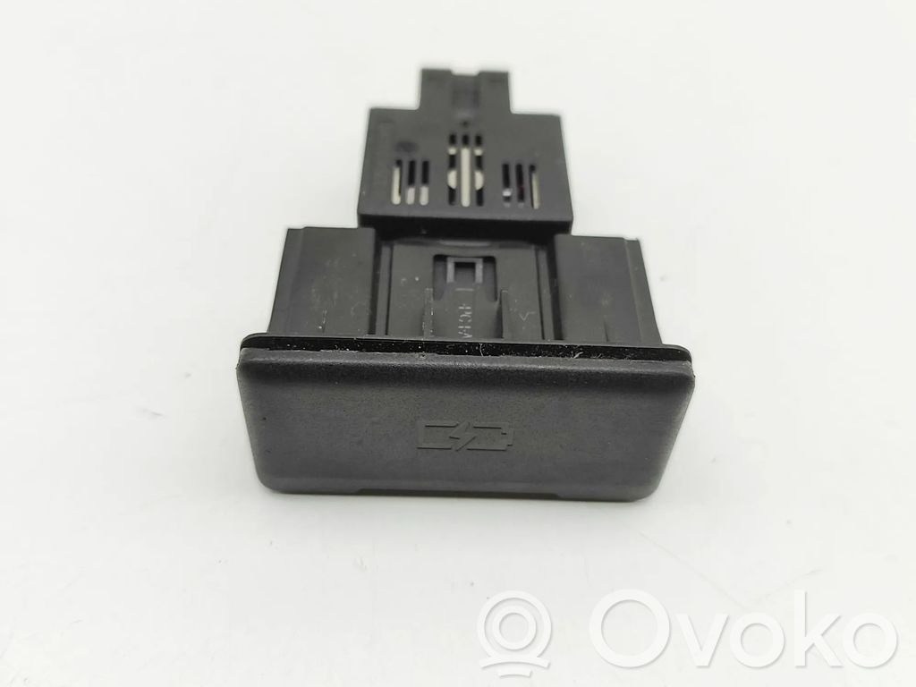 Volkswagen Multivan T7 Enchufe conector USB 