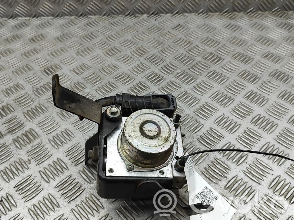 Mitsubishi L200 ABS-pumppu 