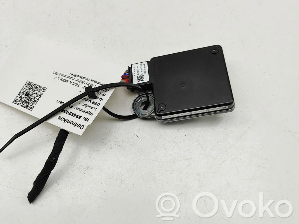 Tesla Model Y Juniper Sensor de radar Distronic 
