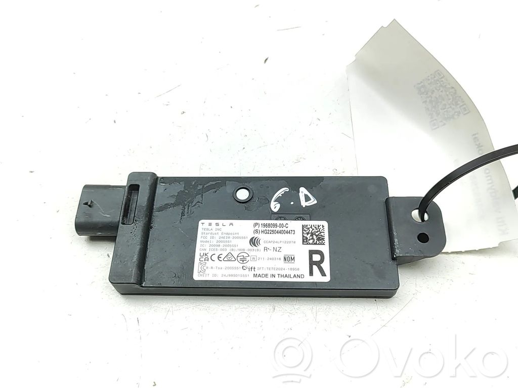 Tesla Model Y Juniper Bluetooth modulis 