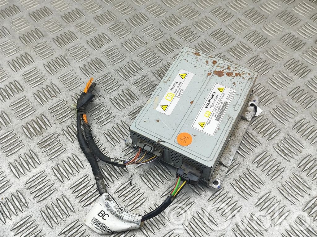 Inversor/convertidor de voltaje   NL3T19G317DB,KK3T14B631BC