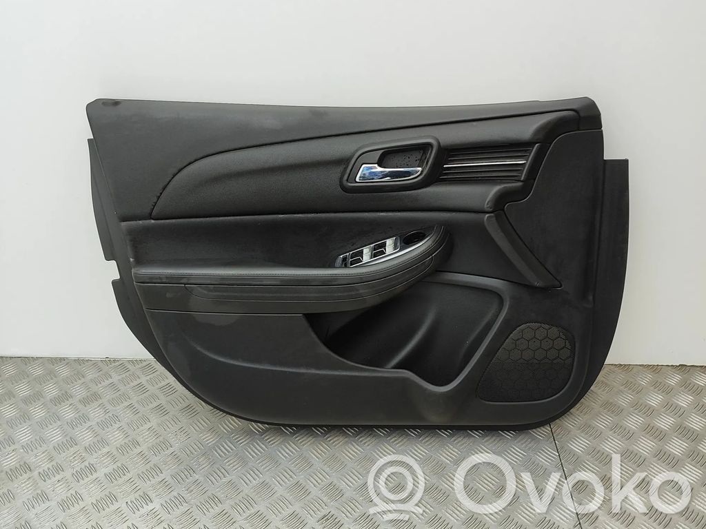 Boczki / Poszycie drzwi przednich   AKW80220,22823411,23139140