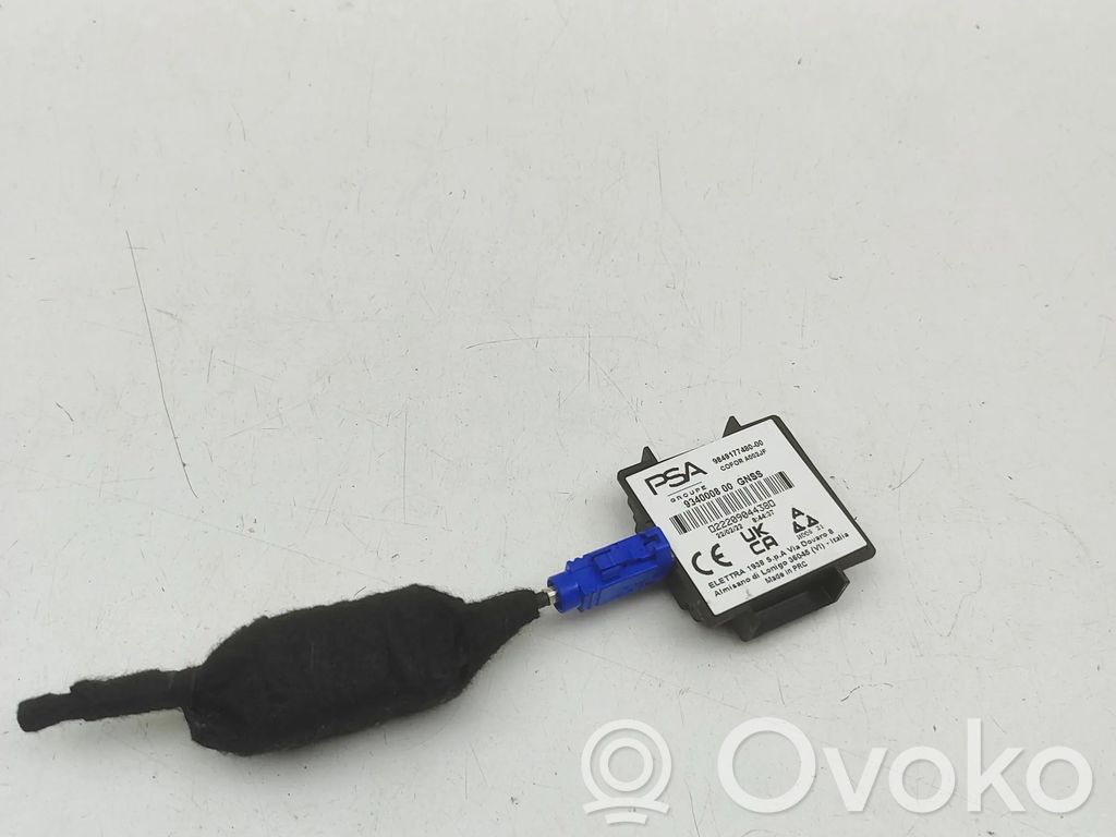 Peugeot 2008 II Aerial antenna amplifier 