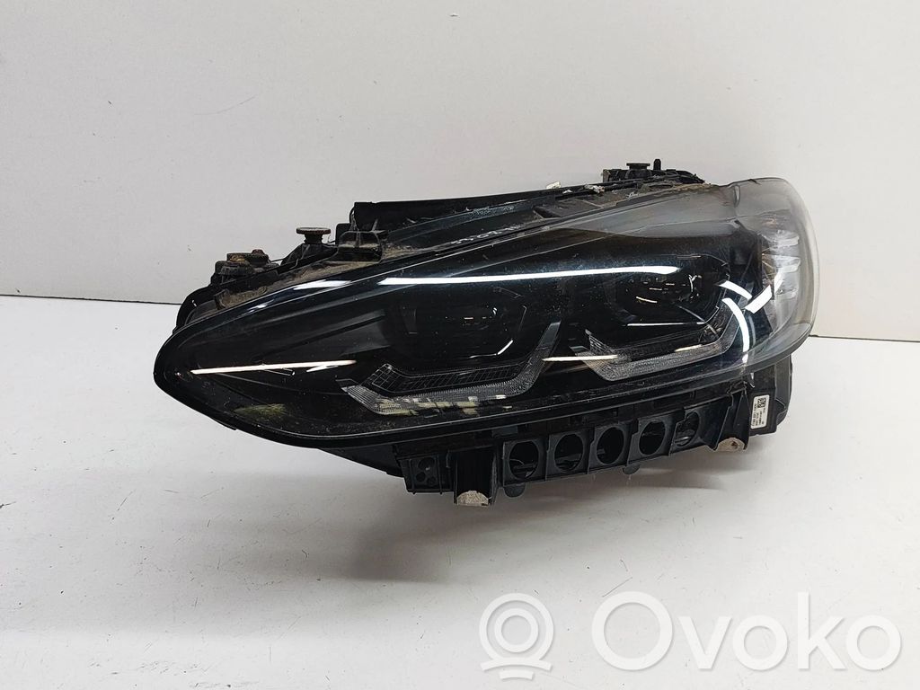 BMW i4 Headlight/headlamp 