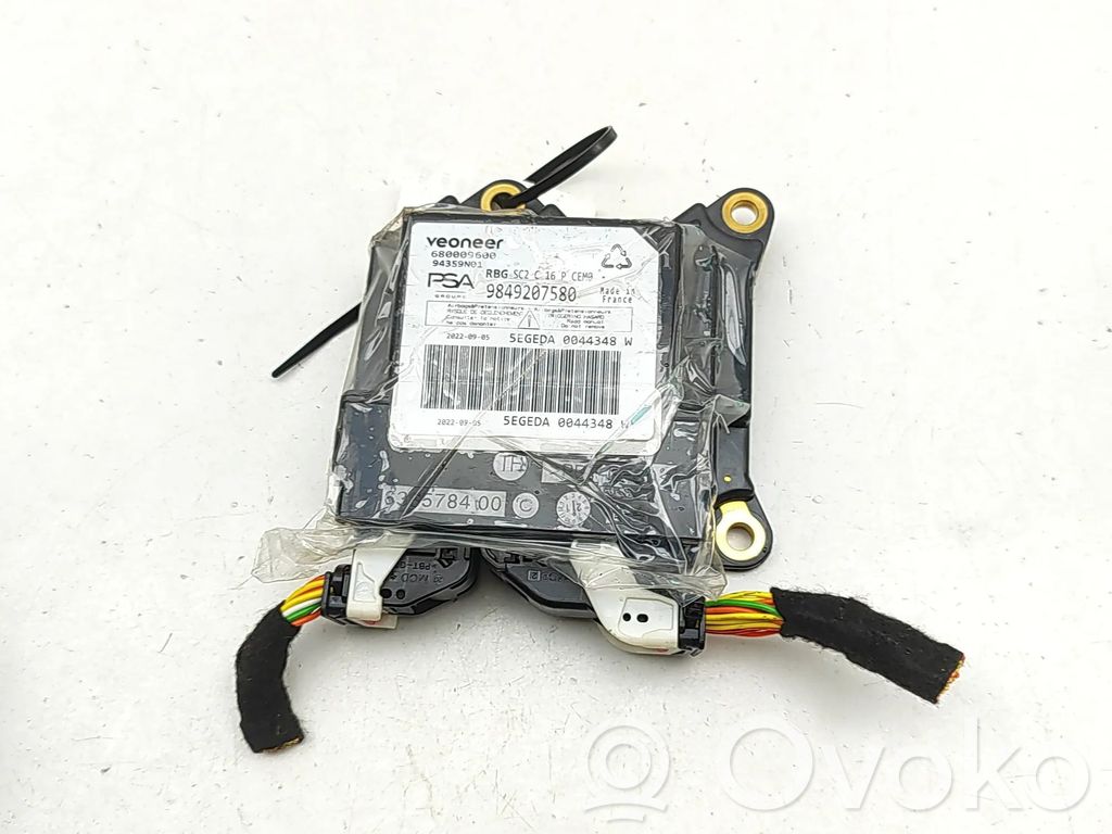 Opel Mokka B Airbag control unit/module 