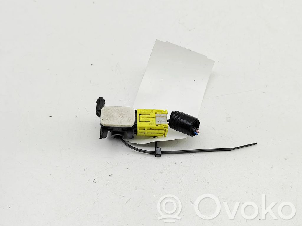 Nissan 370Z Airbagsensor Crashsensor Drucksensor 