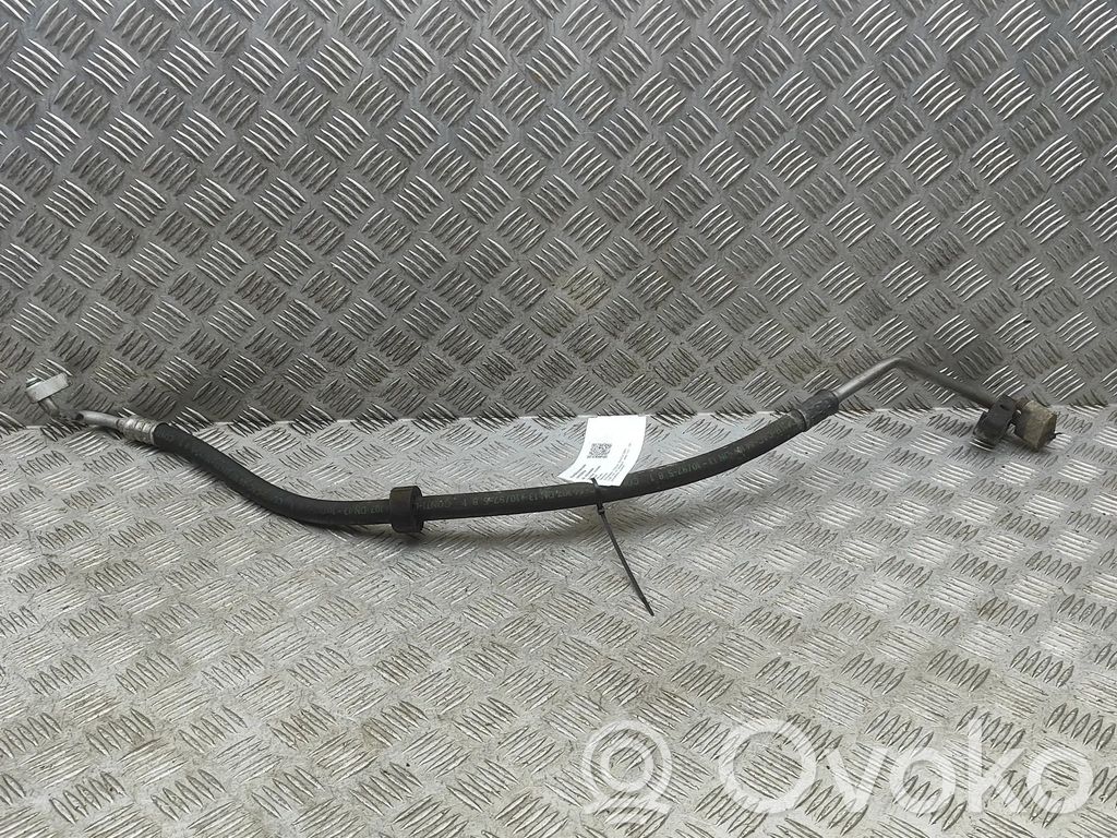 Porsche Boxster 986 Ilmastointilaitteen putki (A/C) 