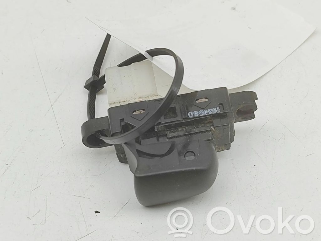 Nissan Navara D23 Interruptor del elevalunas eléctrico 