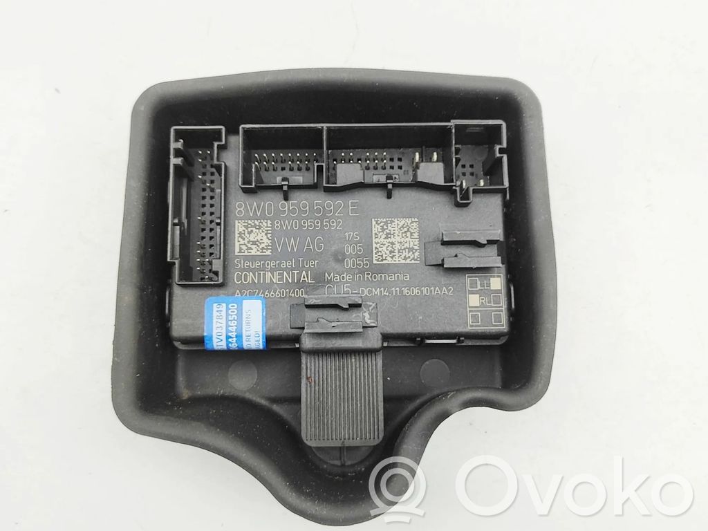 Audi A5 Unité de commande module de porte 