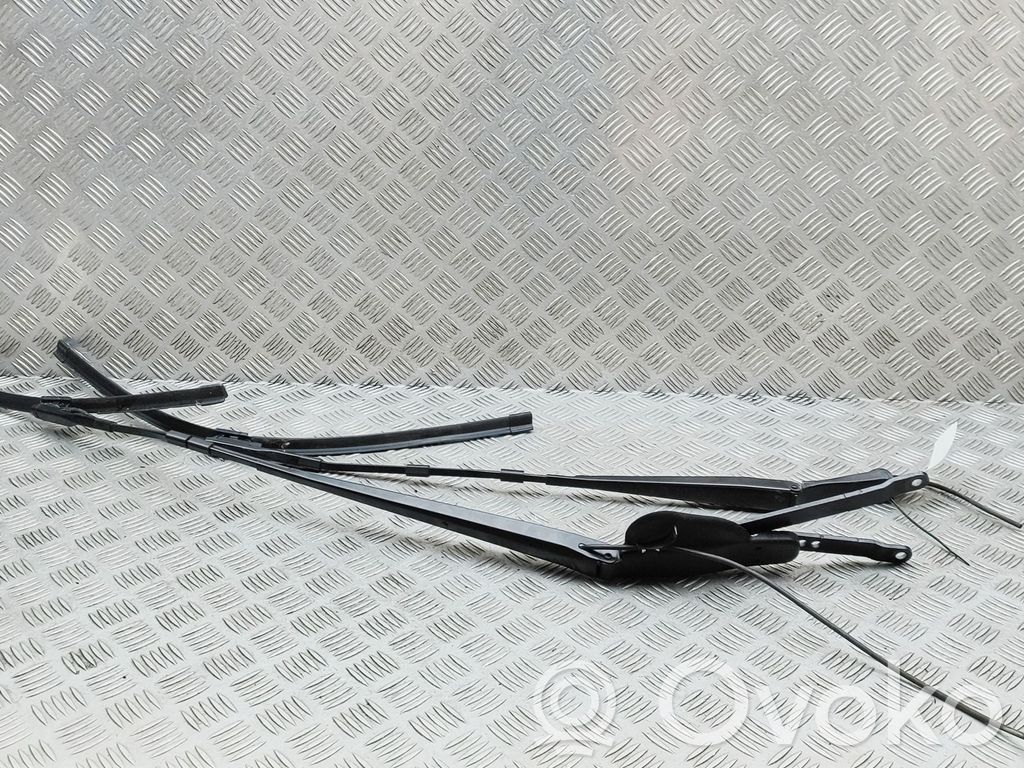 Tesla Model X Scheibenwischer 