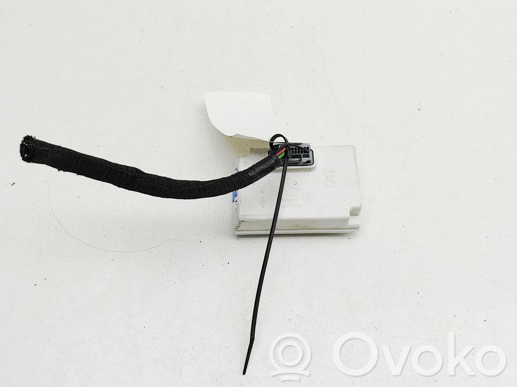 Renault Master III GPS navigation control unit/module 