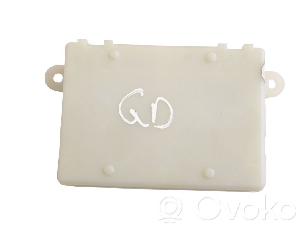 Unité de commande module de porte   TRD1271A1107,P68079910AB