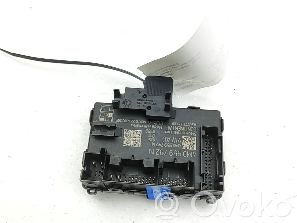 Porsche Taycan 9J1 Centralina/modulo portiere 