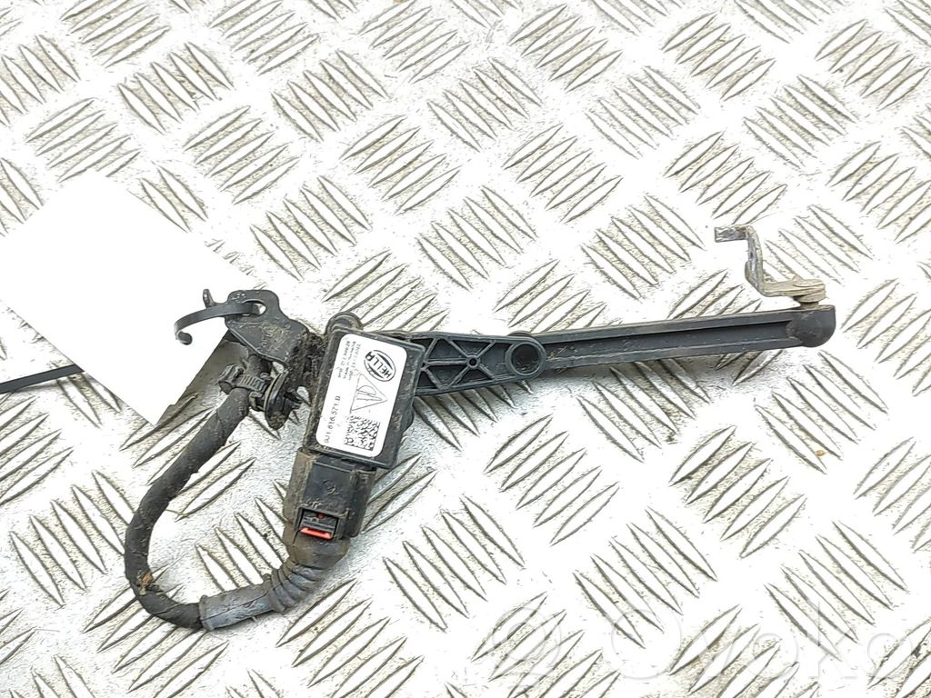 Porsche Taycan 9J1 Rear air suspension level height sensor 
