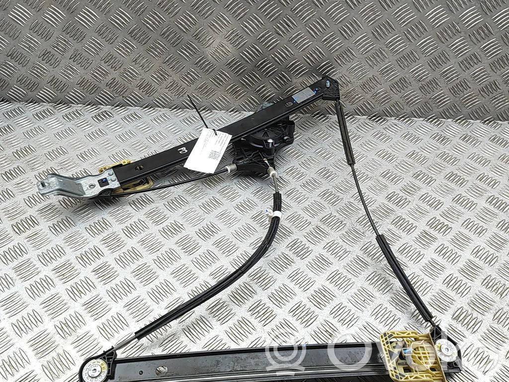 Audi Q3 F3 Elektryczny podnośnik szyby drzwi 