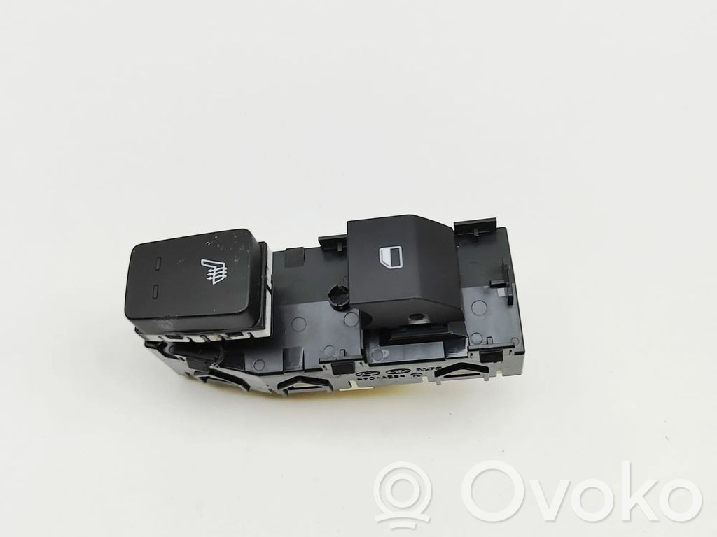 KIA Niro Electric window control switch 