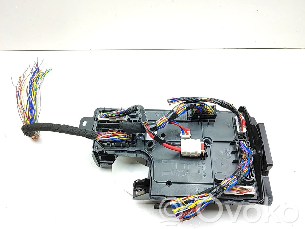 Central body control module   189968940B,187971600A