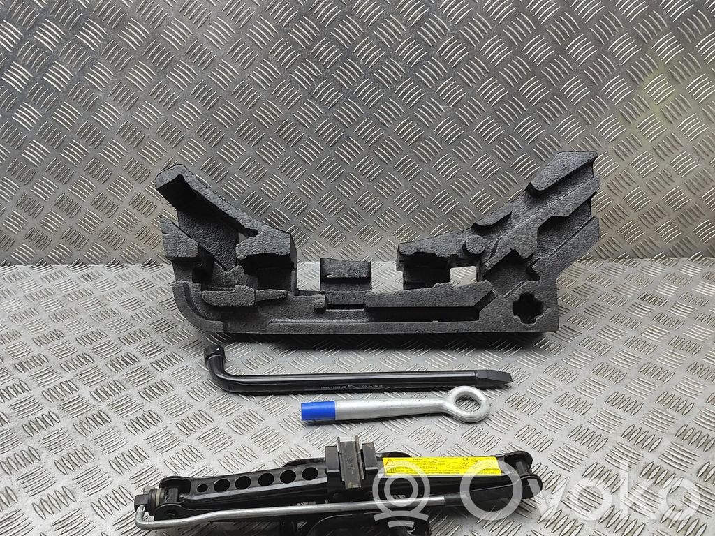Jaguar XE Kit d’outils 