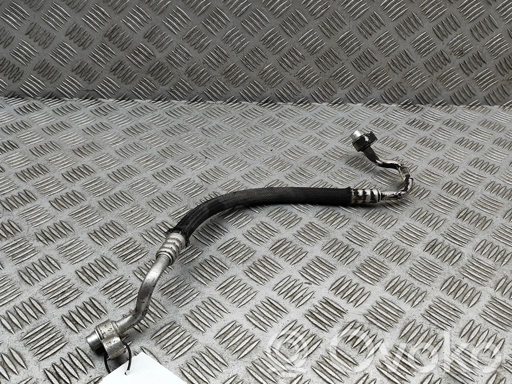 Jeep Wrangler Ilmastointilaitteen putki (A/C) 
