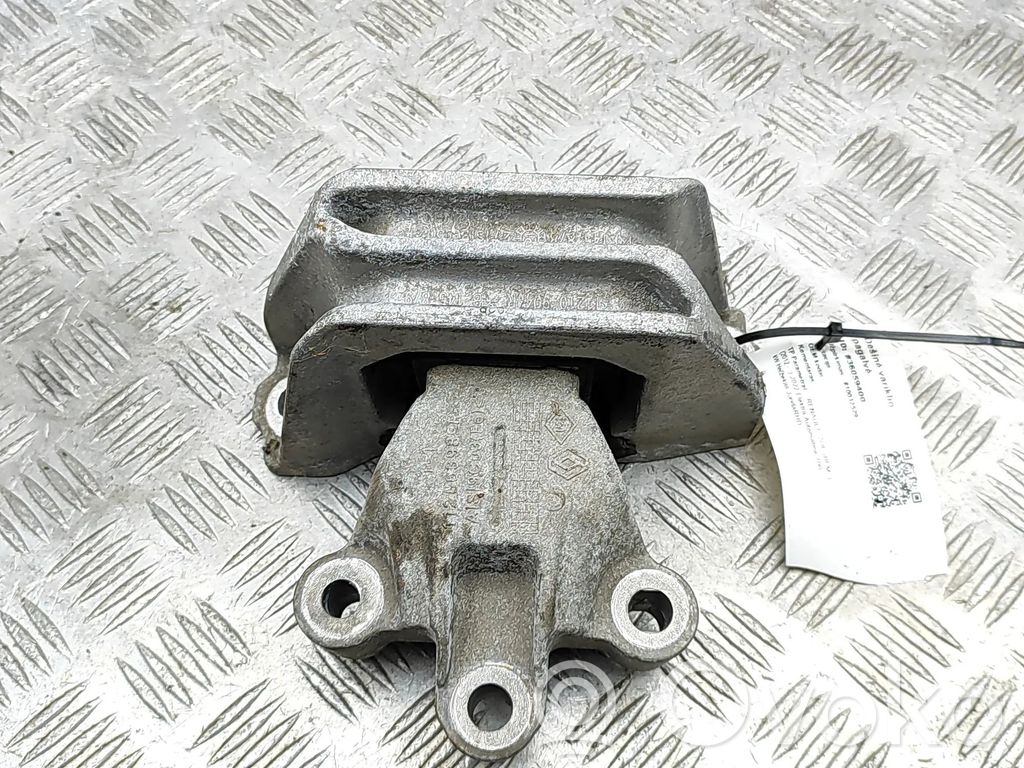 Engine mount bracket   112109044R,112863989R