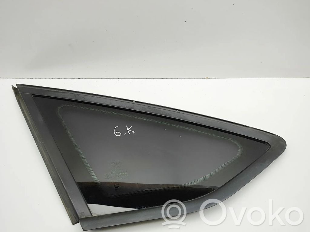 Ford Focus Rear side window 
