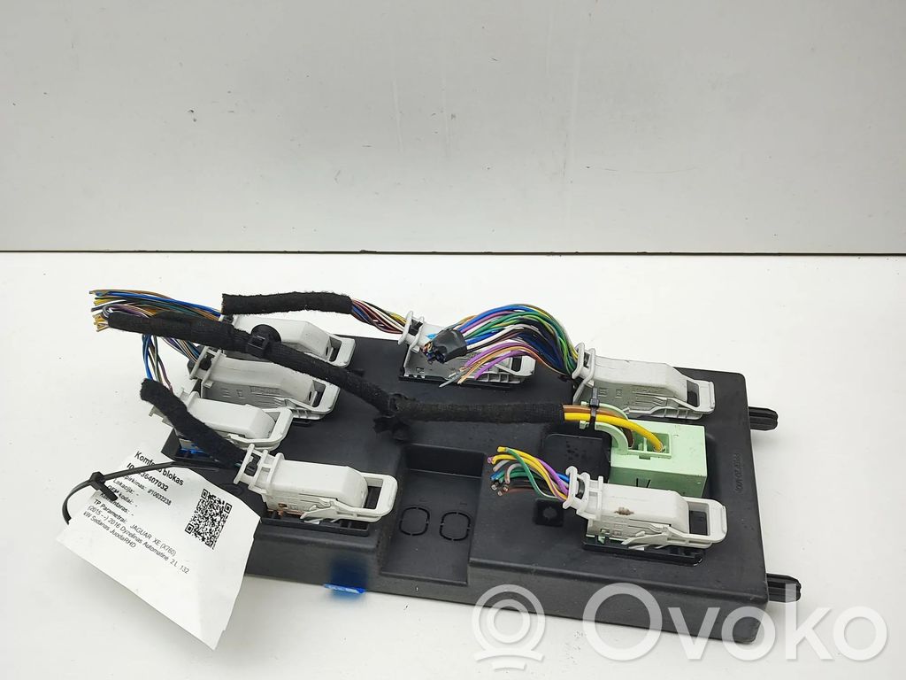Jaguar XE Modul de control caroserie central