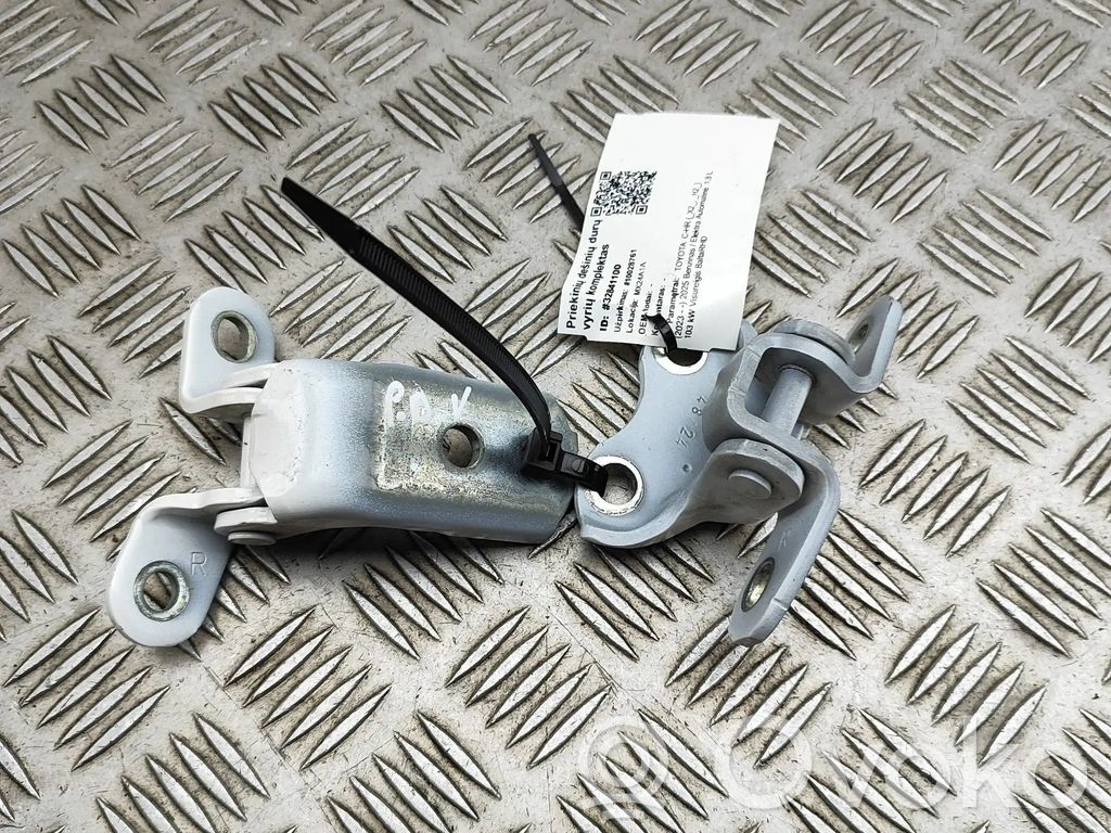 Toyota C-HR II Set di cerniere portiera anteriore