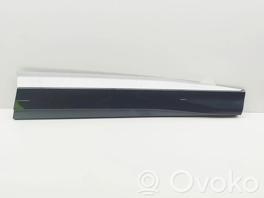 Audi Q4 e-tron Listwa drzwi 