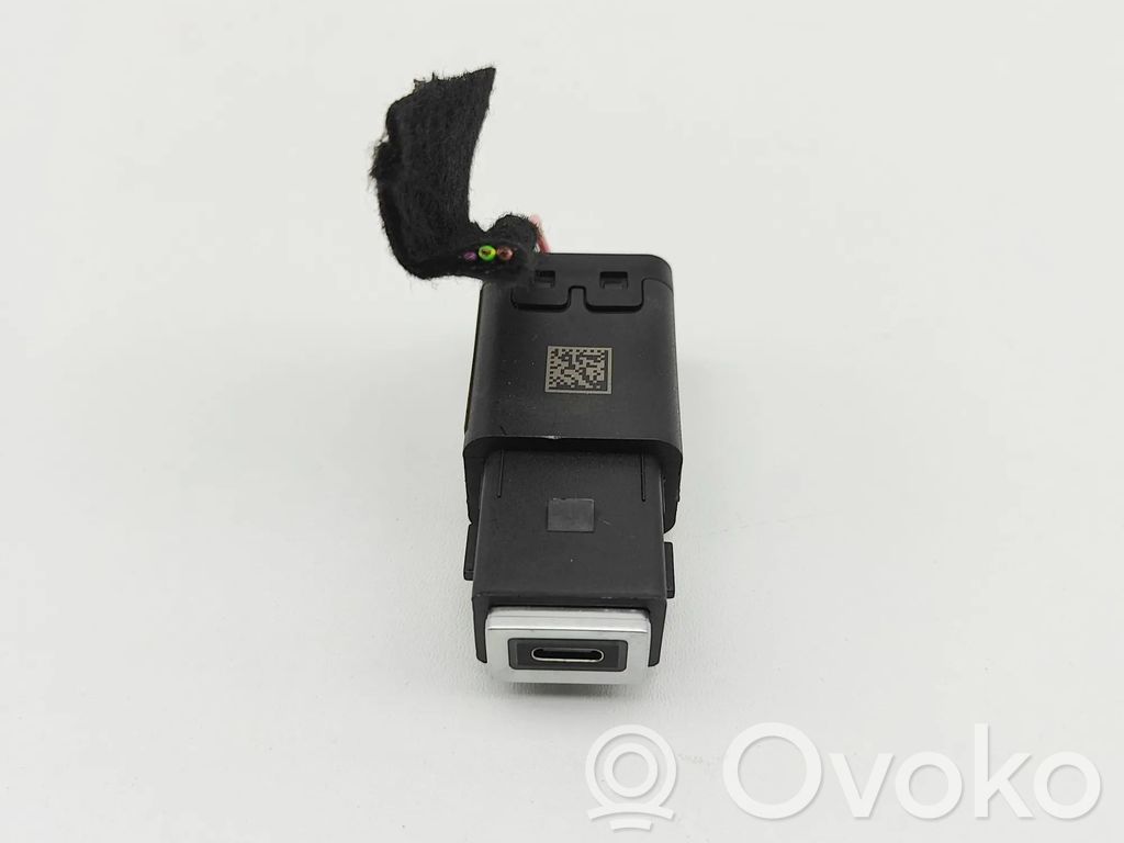 Toyota ProAce City Connettore plug in USB 