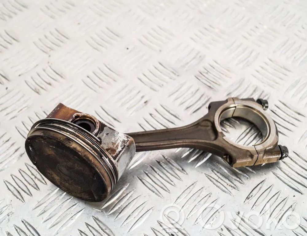 Piston