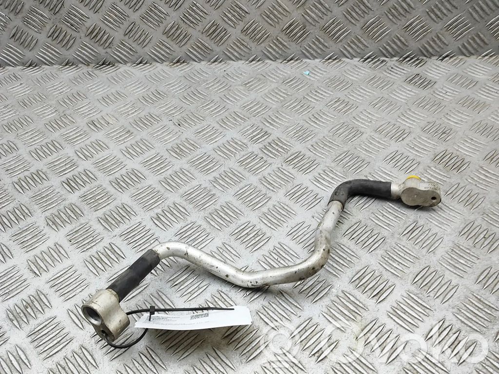 Ilmastointilaitteen putki (A/C)   8K0260705A