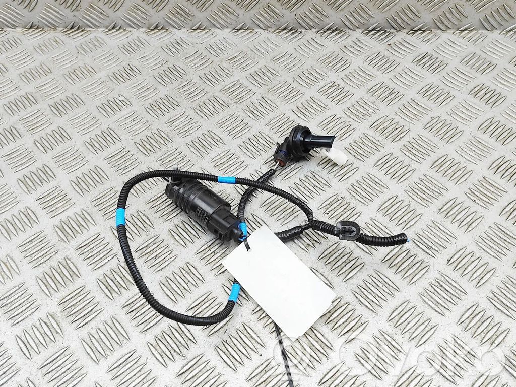 Tesla Model 3 Highland Windscreen/windshield washer pump