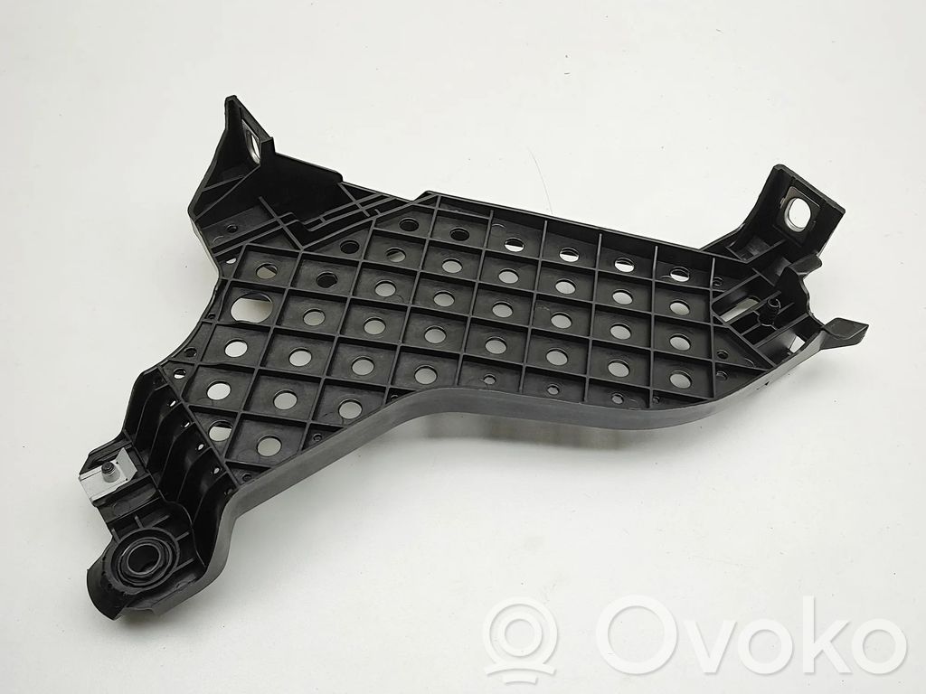 Audi Q3 8U Support phare frontale 