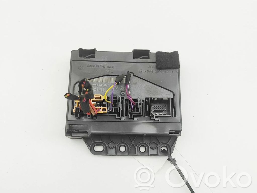 Volkswagen PASSAT CC Modul de control caroserie central 