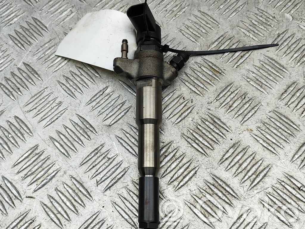 Opel Movano B Injector combustibil 